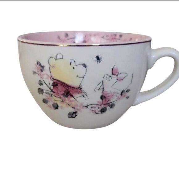 Disney Winnie the Pooh Collectible Mug - Picture 6 of 6